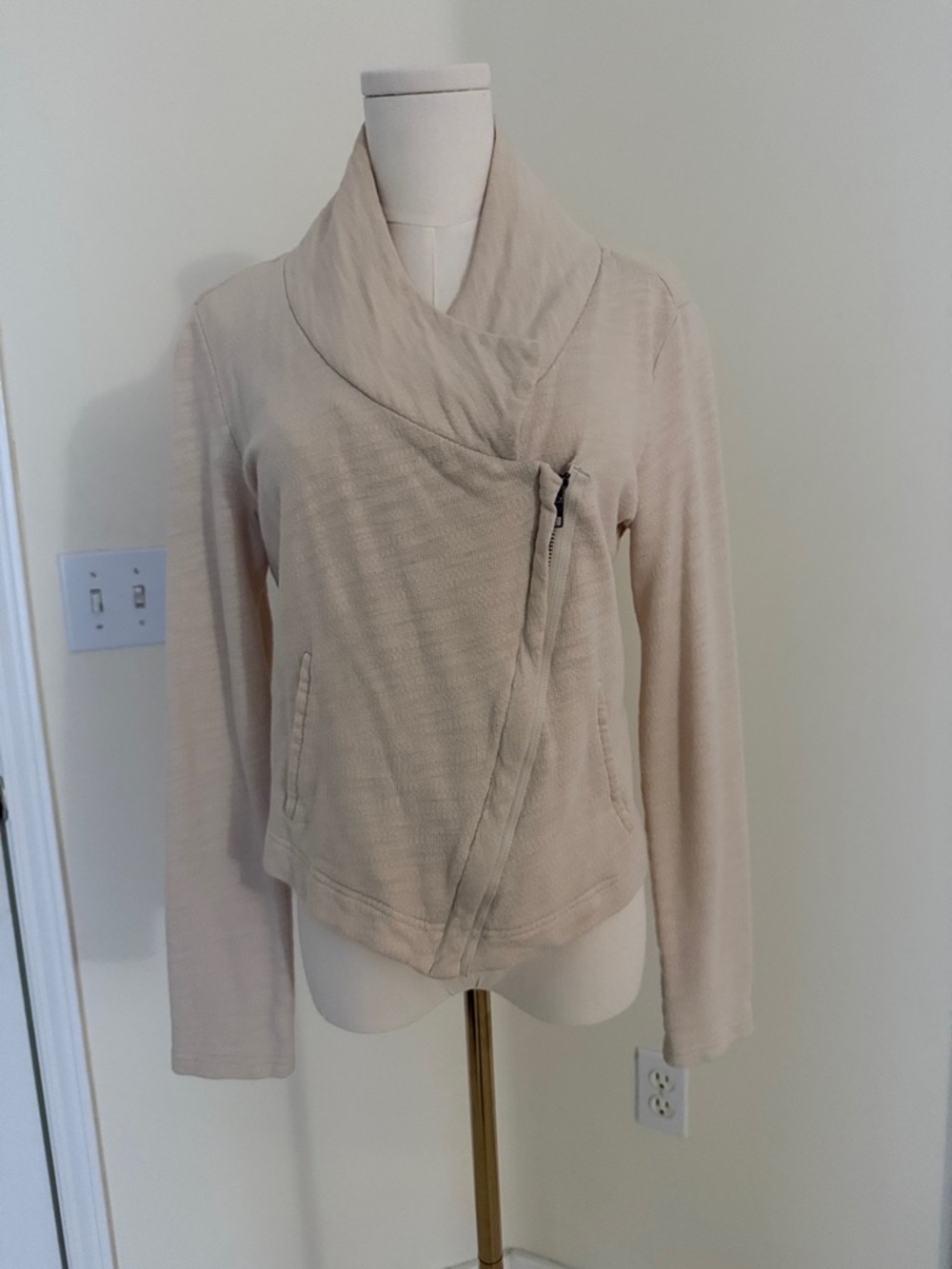 LOFT Cream Textured Knit Top with Subtle Pattern